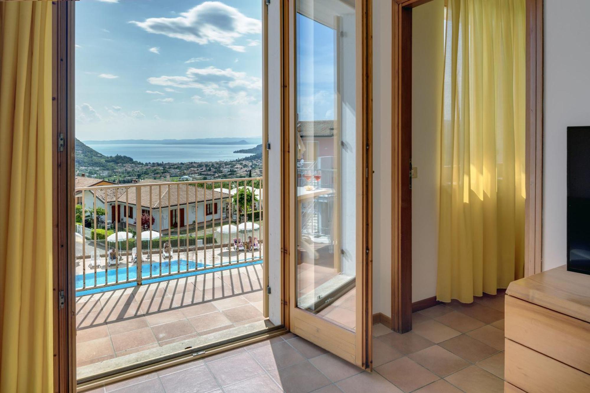 Appartamenti San Carlo Costermano Bagian luar foto