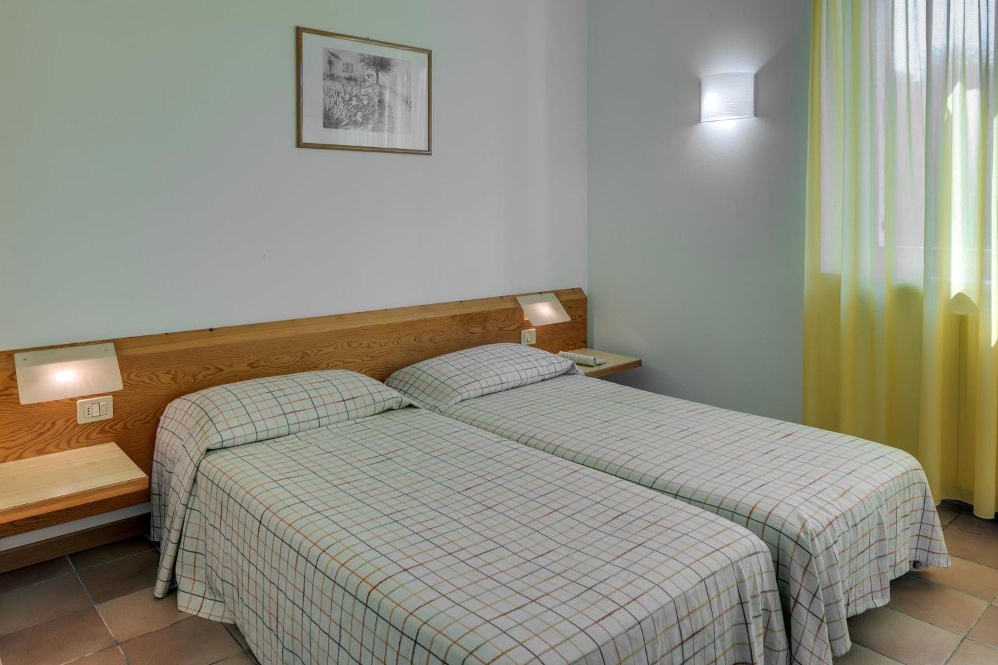 Appartamenti San Carlo Costermano Bagian luar foto