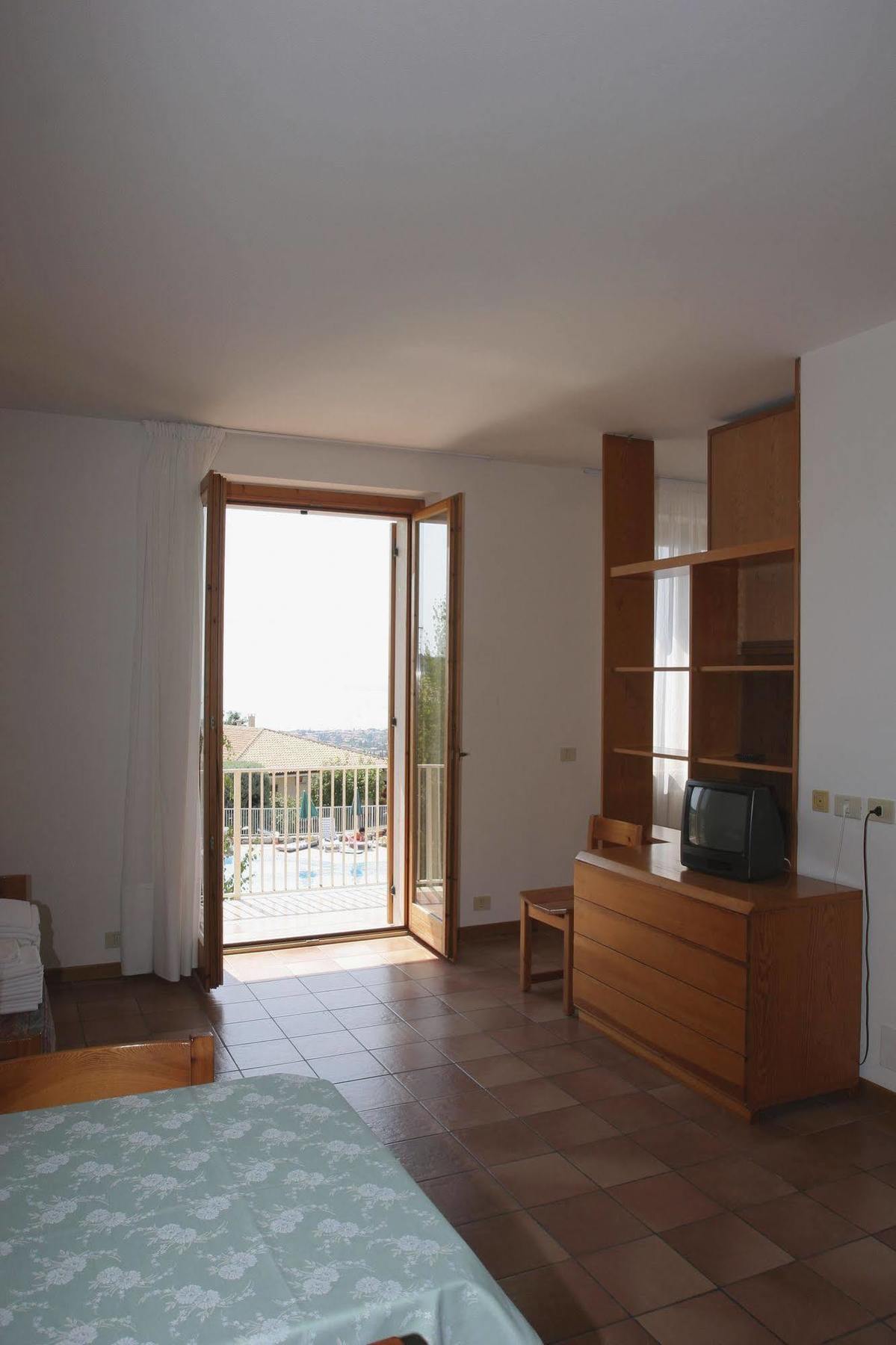 Appartamenti San Carlo Costermano Bagian luar foto
