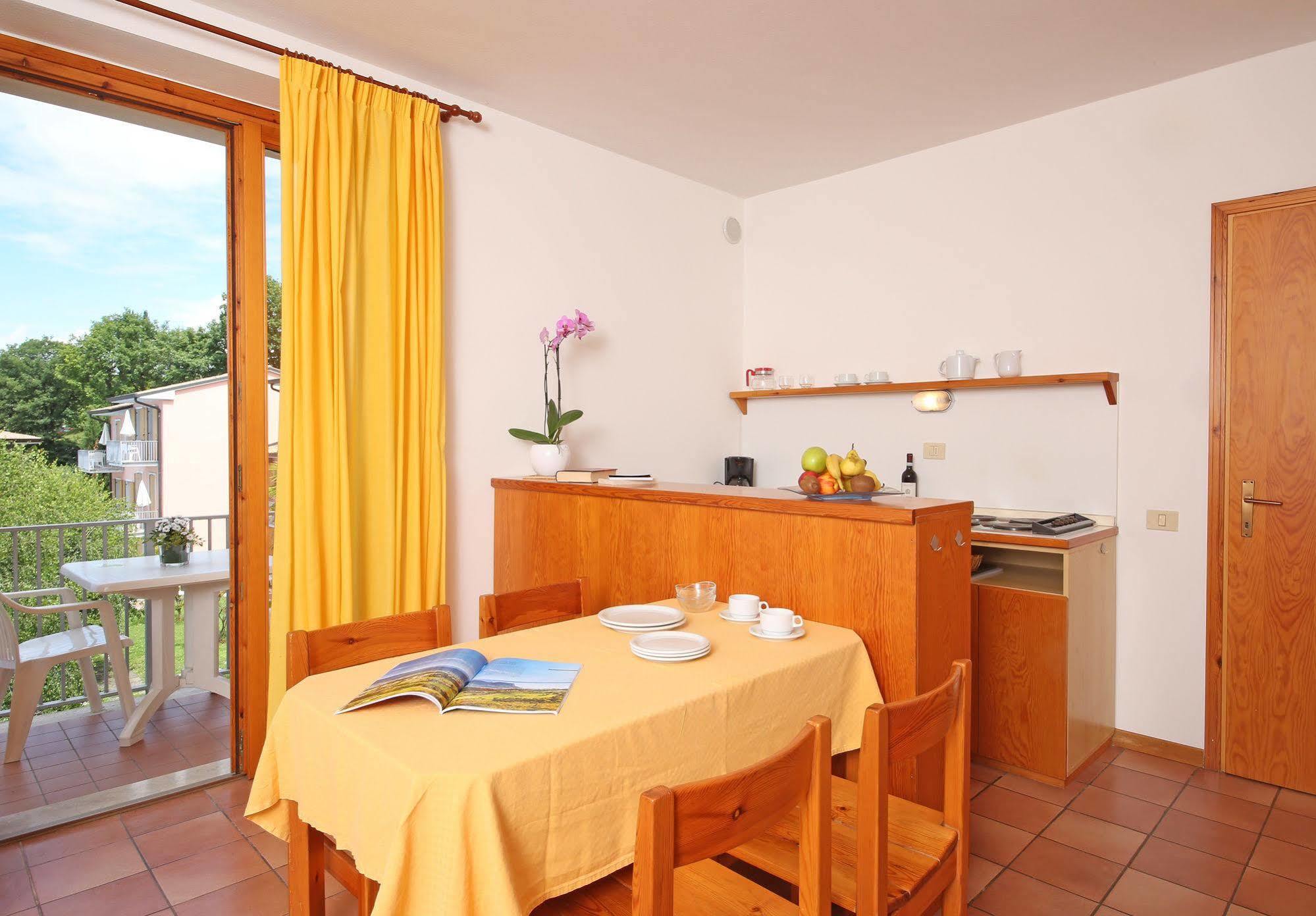 Appartamenti San Carlo Costermano Bagian luar foto