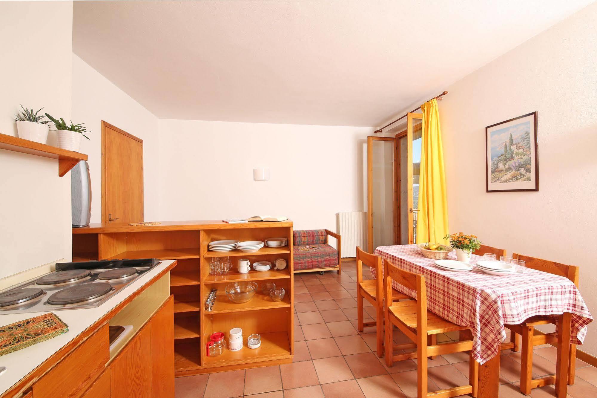 Appartamenti San Carlo Costermano Bagian luar foto
